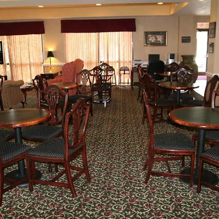 Hampton Inn Laurinburg-2