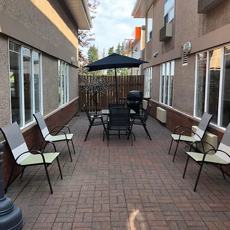 Ramada By Wyndham Ponoka-3