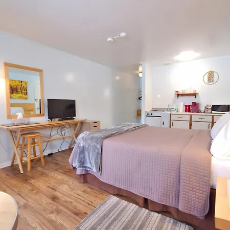 Jacques Cartier Motel-3