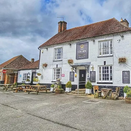 The Crown Aldbourne-2
