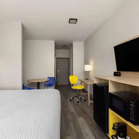 Days Inn & Suites By Wyndham Tucson/Marana-3
