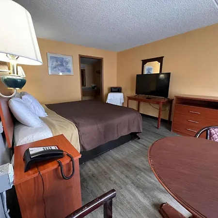 College Inn Spartanburg-3