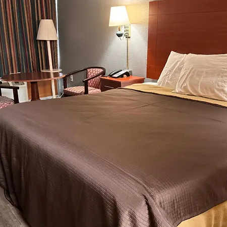 College Inn Spartanburg-2