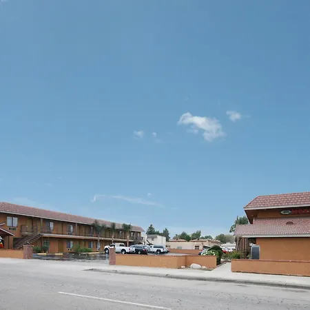 Santa Clarita Motel - Near Six Flags Magic Mountain - Valencia-3