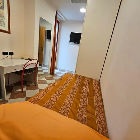 Hotel Fiorella-3