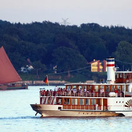 Hotel Kieler Förde-2