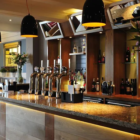 The White Lion Hotel-2