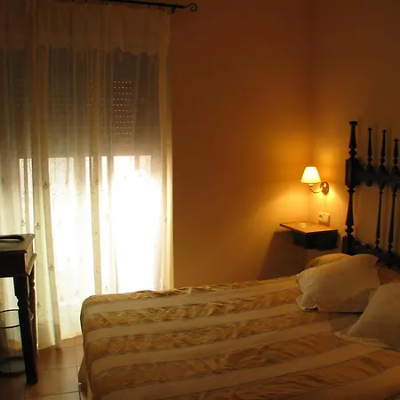 Hotel Don Carlos Cáceres-2
