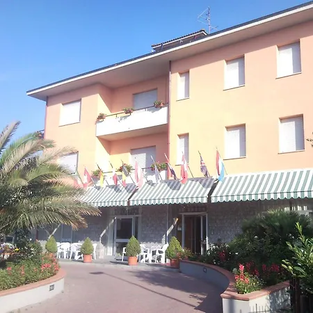 Hotel Trasimeno-2