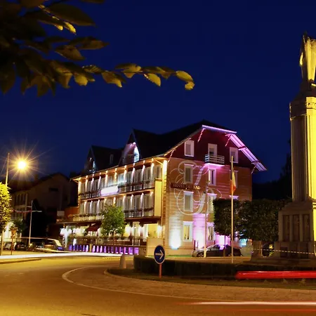 Logis Hotel Des Bains-3