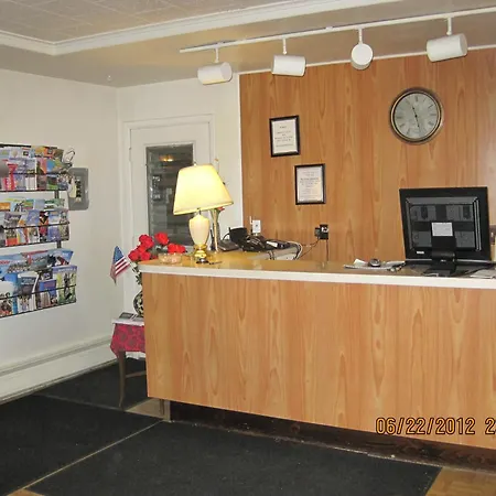Driftwood Motel-3