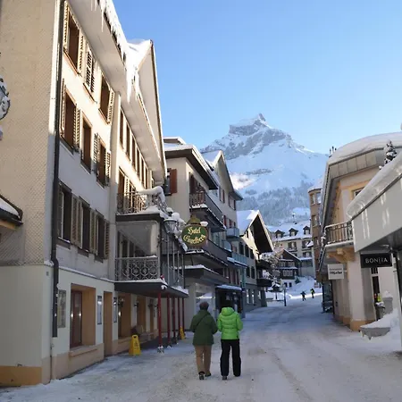 Hotel Engelberg "Mein Trail Hotel"-3