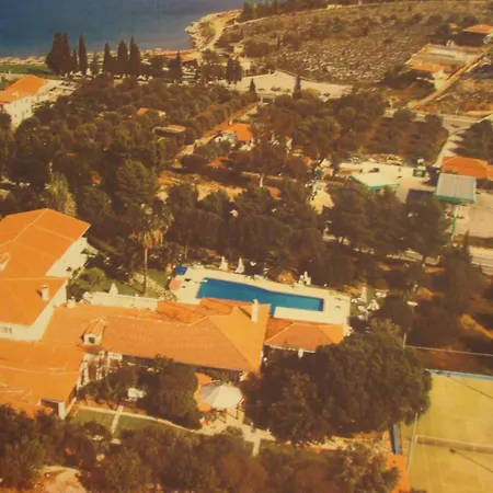 Villa Olympia-2