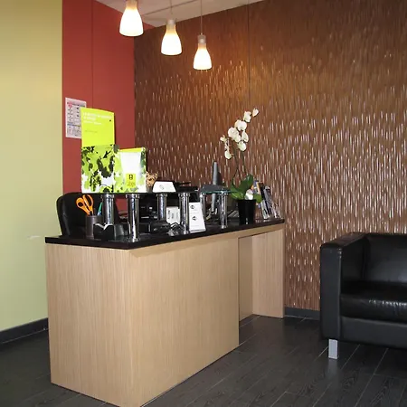 Source Hotel-2