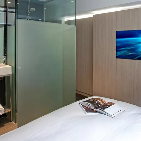 The Z Hotel Soho-3