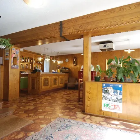 Hotel Ancora-2