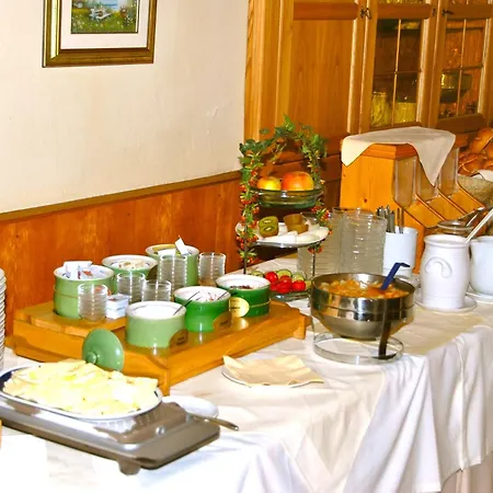 Hotel Velden Bacherlwirt-3