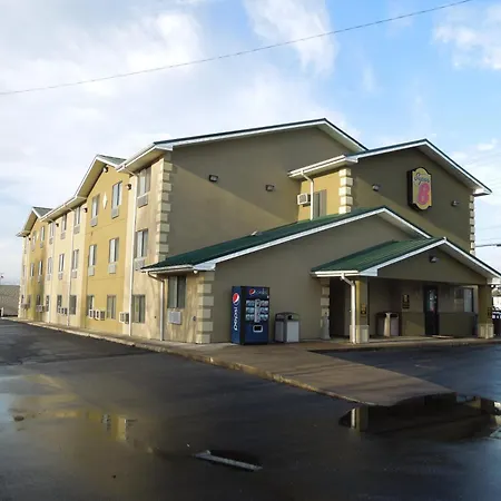 Super 8 By Wyndham Harrisonburg-2
