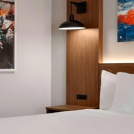 La Quinta By Wyndham Stephenville-3