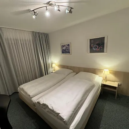 Hotel Occam-2