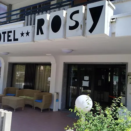 Hotel Rosy-3