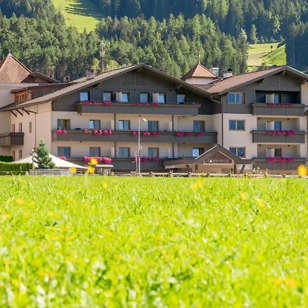 Hotel Tannenhof-2