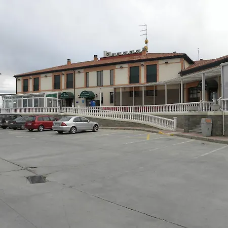 Hostal Las Fuentes-3