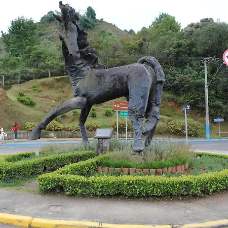 Pousada Miniférico-2