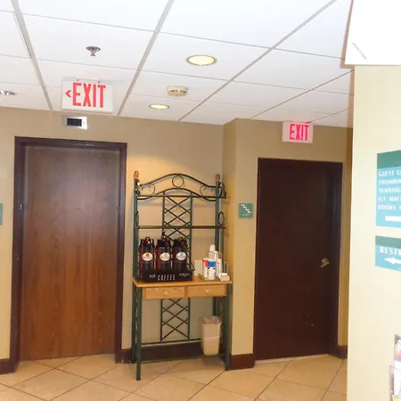 Ruskin Inn Tampa-Sun City Center-2