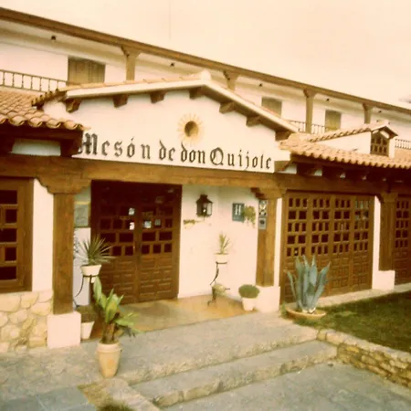 Hotel Mesón de Don Quijote-2