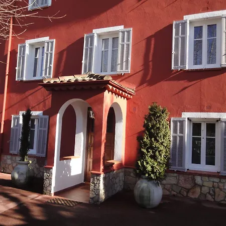 Hotel du Bosquet-2