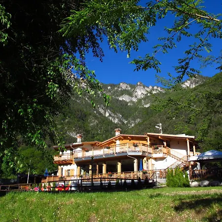 Camping Al Lago Ledro-3
