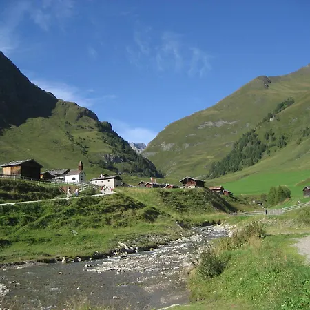 B&B Hotel Alpenrose Rooms & Apartments-2