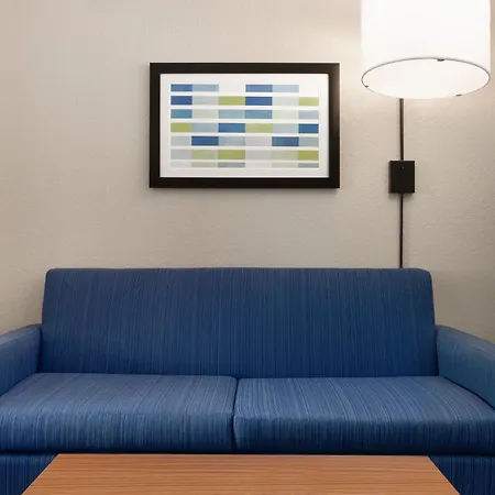 Holiday Inn Express & Suites Pembroke Pines-Sheridan St By Ihg-3