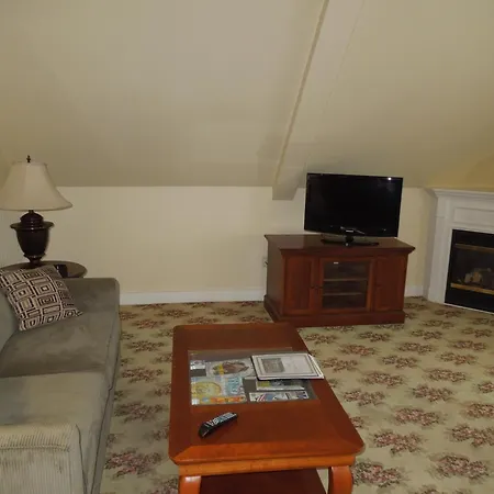 Kearsarge Inn-2