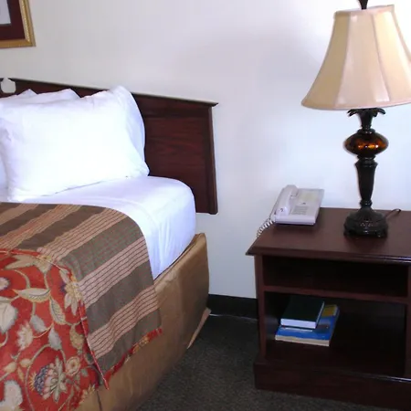 Jameson Inn - Perry-3
