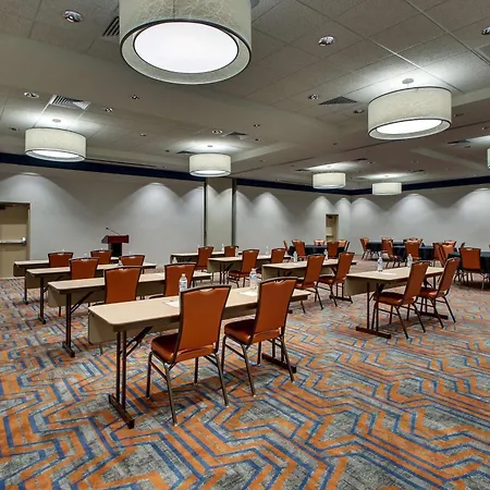 Drury Inn & Suites Iowa City Coralville-3
