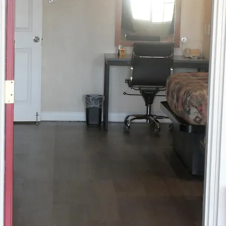 A-1 Budget Motel-2