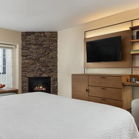 Meadowbrook Inn-3