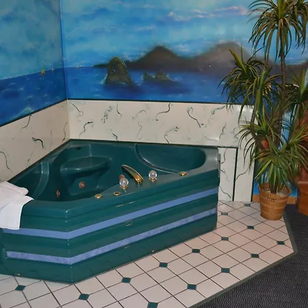 Relax Inn Motel And Suites Omaha-3