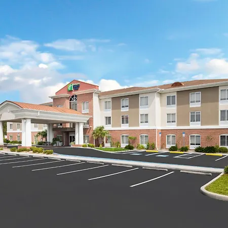 Holiday Inn Express & Suites Spring Hill By Ihg-2