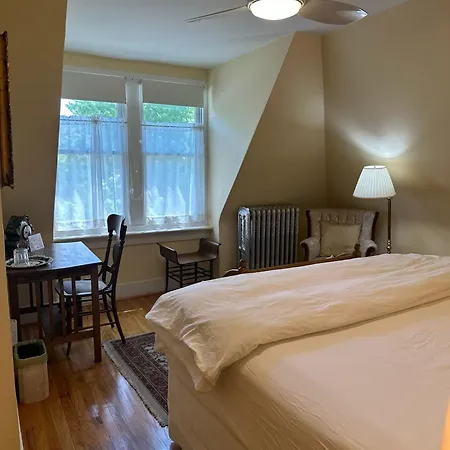 Gable House Inn-2
