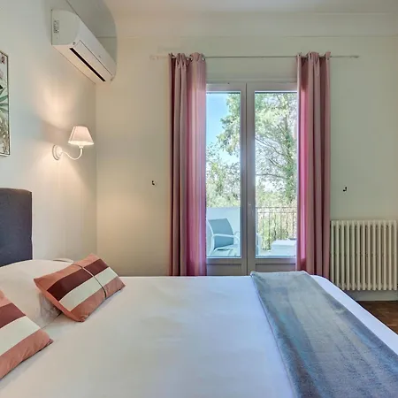Hotel Le Blason de Provence-3