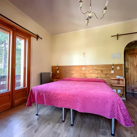 Hotel Garnì Mille Pini-3