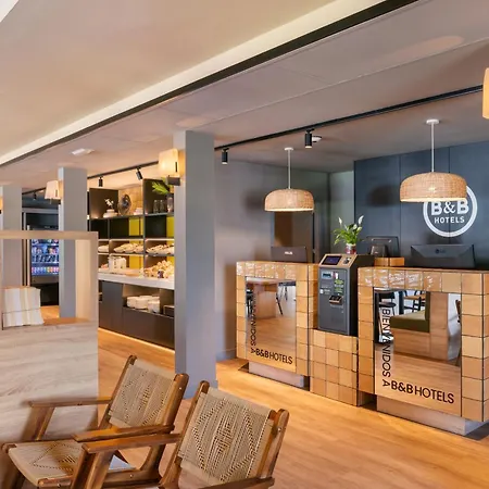 B&B HOTEL Barcelona Mollet-2