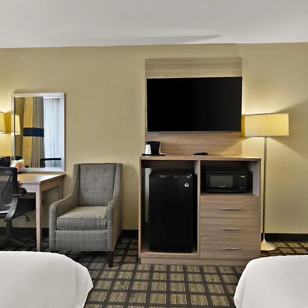 Clarion Pointe Bloomington-Normal Near I-55 And University-3