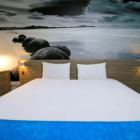 Brit Hotel Le Polder-2