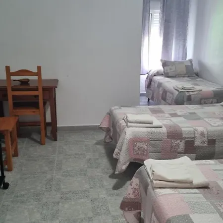 Habitaciones Los Caños-3
