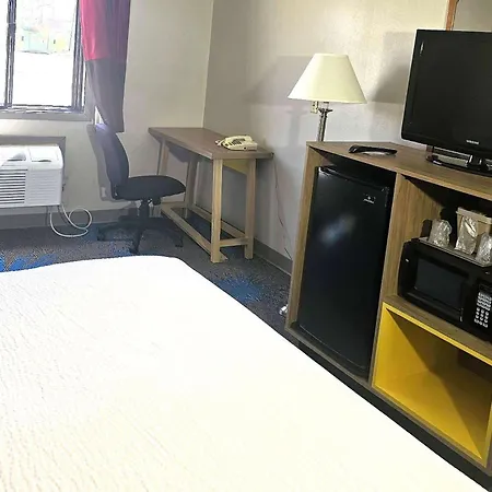 Days Inn By Wyndham North Sioux City-3