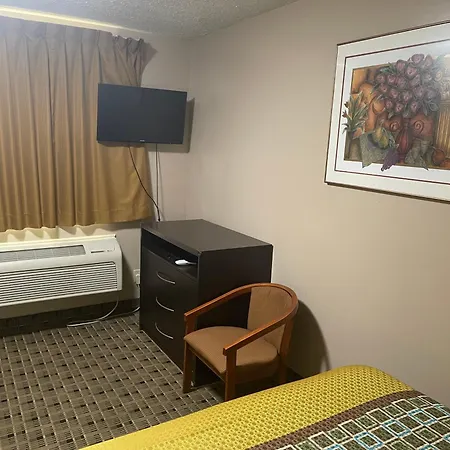 Economy Inn & Suites-3